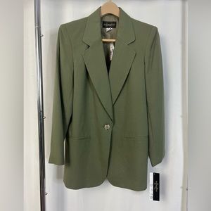 Women’s Dead Stock Vintage Requirements Green Sage Blazer Size 8